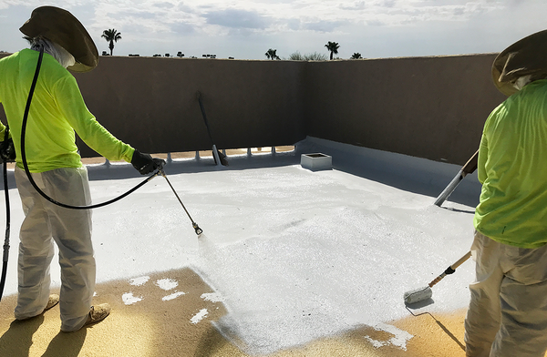 spray foam action shot 600w