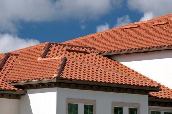 How Long Will a Tile Roof Last in Arizona